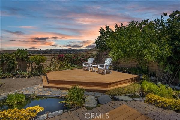 view of deck at dusk