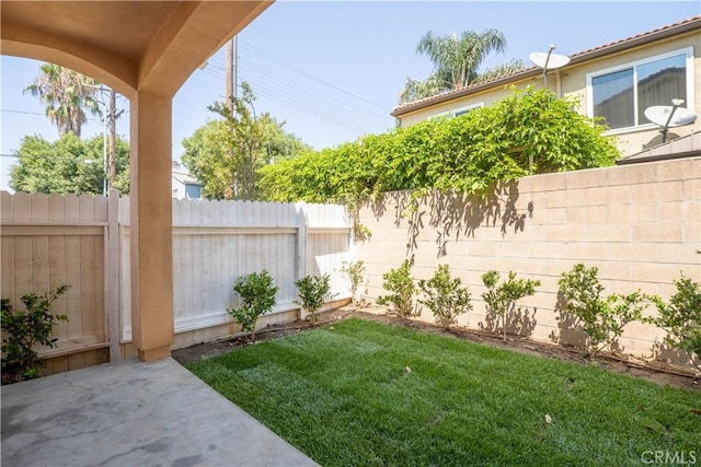9246 Cedros Ave Unit 1, Panorama City, CA 91402 - fenced backyard featuring a patio