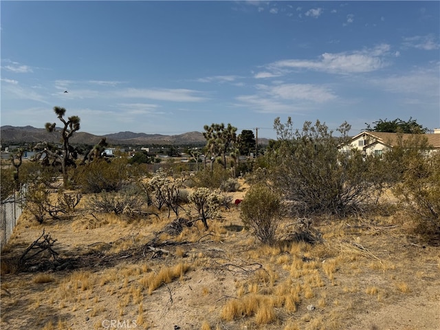 Listing photo 3 for 57631 Warren Way, Yucca Valley CA 92284