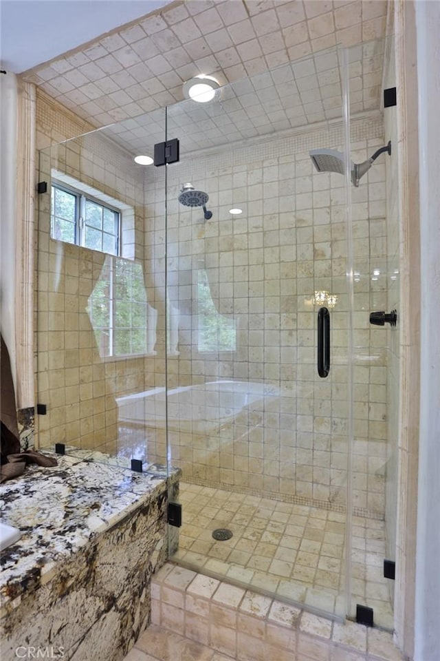 24048 Altdorf Dr, Crestline, CA 92325 - bathroom featuring a shower stall