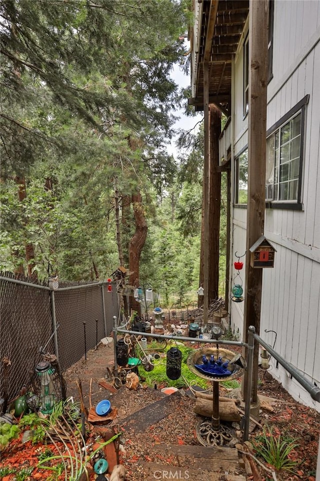 24048 Altdorf Dr, Crestline, CA 92325 - view of yard