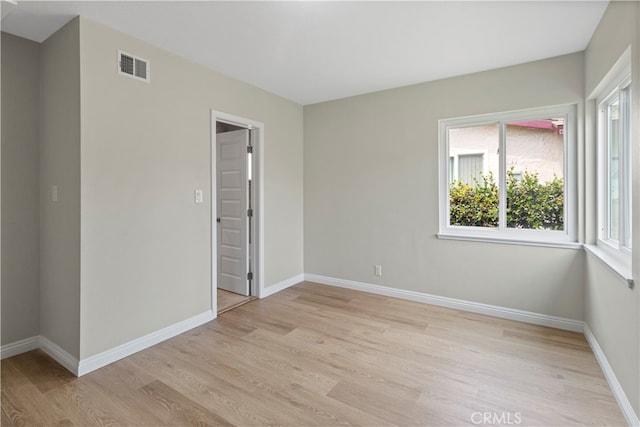 empty room featuring light hardwood / wood-style flooring