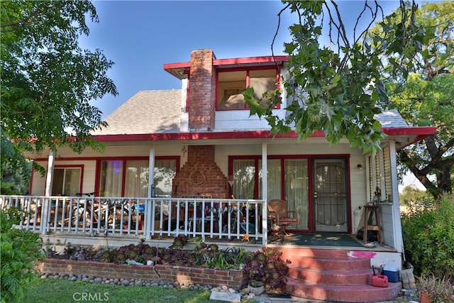 view of front of home featuring a porch