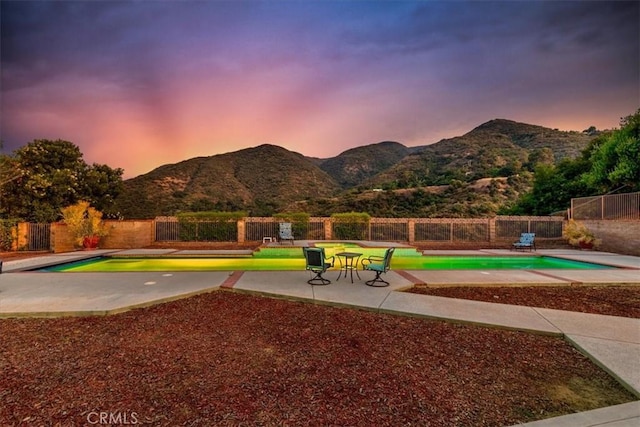 view of home's community featuring a mountain view