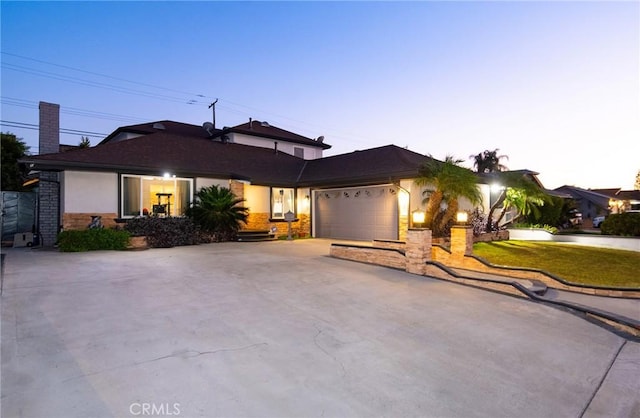 view of front of house featuring a garage