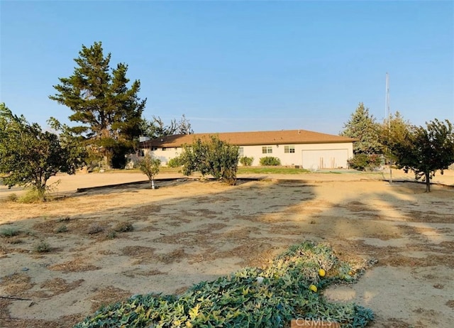 8043 Mojave Tropico Rd, Mojave, CA 93501 - view of front of home