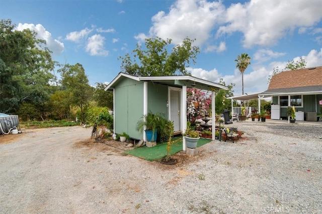 view of outbuilding