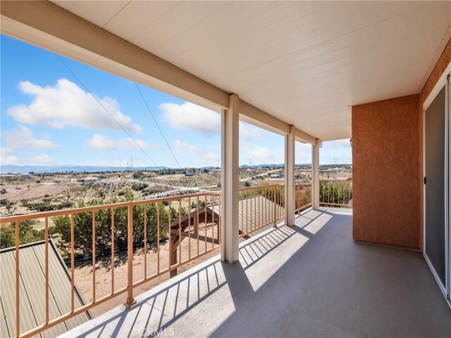 8187 Anaconda Ave, Oak Hills, CA 92344 - view of balcony