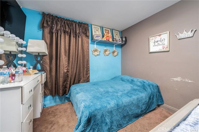 bedroom with carpet flooring