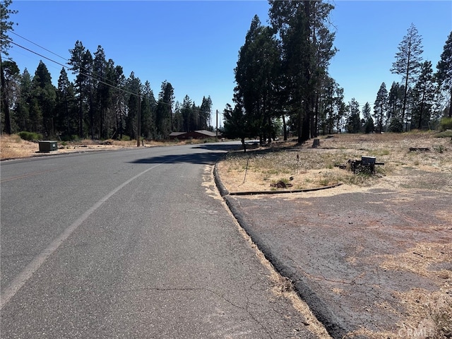 13789 W Park Dr, Magalia, CA 95954