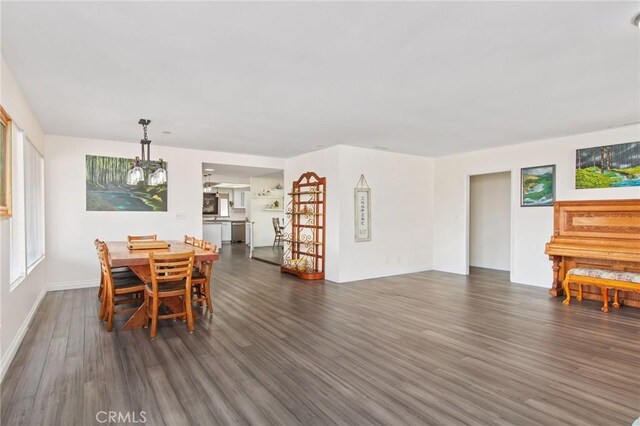 22751 Running Rabbit Ct, Canyon Lake, CA 92587 - photo 8