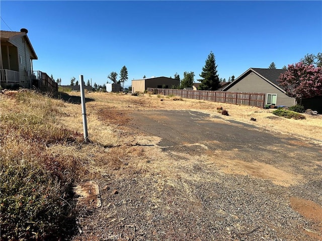 Listing photo 2 for 640 Sunset Dr, Paradise CA 95969