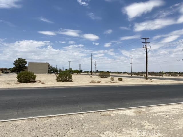 Listing photo 2 for 0 Seneca, Victorville CA 92395