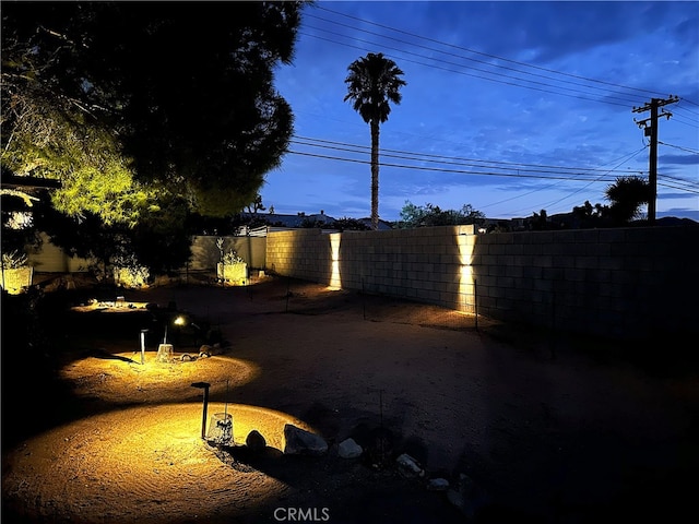 57825 El Dorado Dr, Yucca Valley, CA 92284 - view of fenced backyard