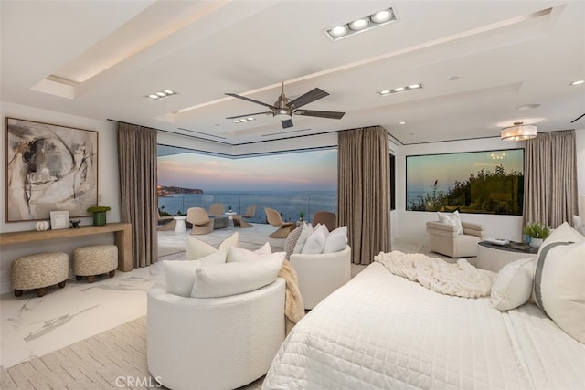 bedroom with ceiling fan