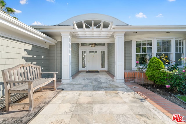 view of entrance to property