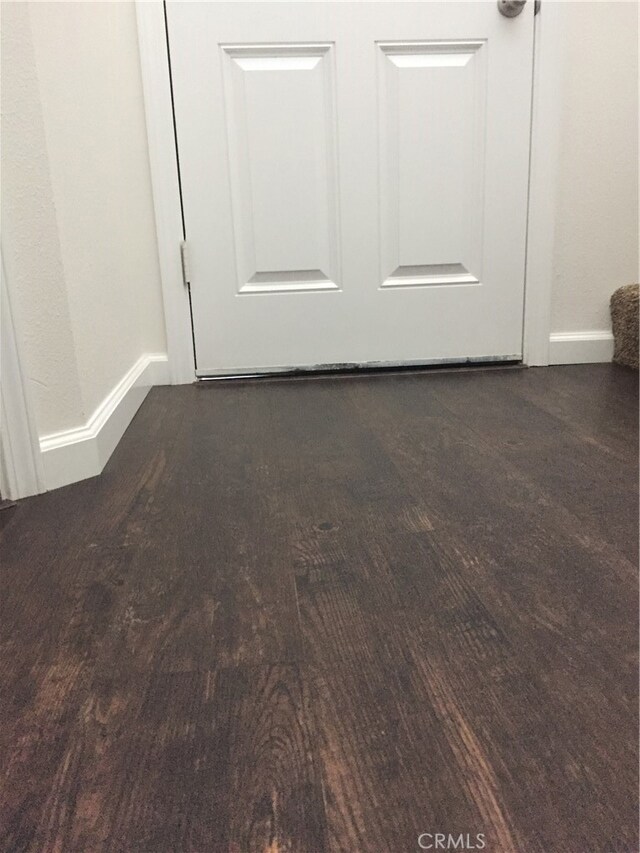 details featuring hardwood / wood-style flooring