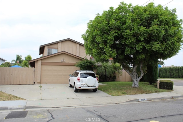 view of front of home with a front lawn