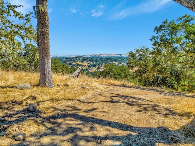 Listing photo 3 for 6452 Alta Pradera Ln, Atascadero CA 93422