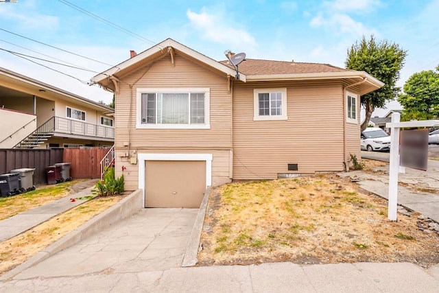 view of front of home featuring a garage