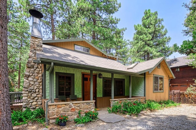 view of front of house featuring a porch