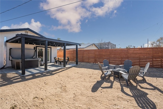 view of yard featuring a patio area