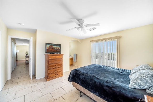 bedroom featuring ceiling fan