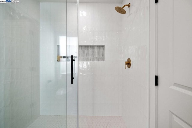 bathroom with walk in shower