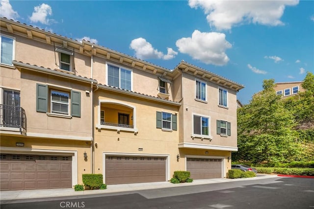 view of townhome / multi-family property