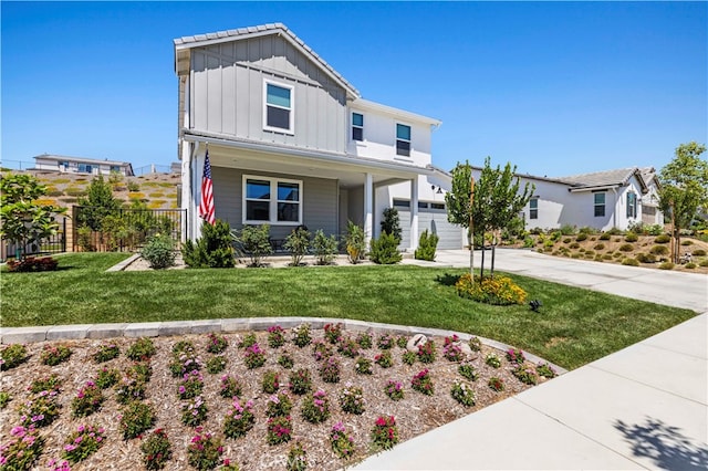 view of front of property with a front lawn