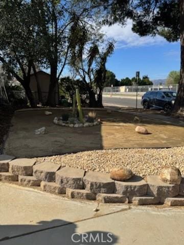 15814 Septo St, North Hills, CA 91343 - view of yard