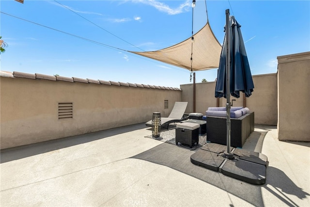 4301 Fulton Ave Unit 301, Sherman Oaks, CA 91423 - view of patio featuring fence