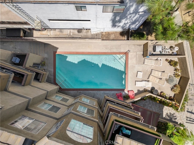 4301 Fulton Ave Unit 301, Sherman Oaks, CA 91423 - drone / aerial view of a pool