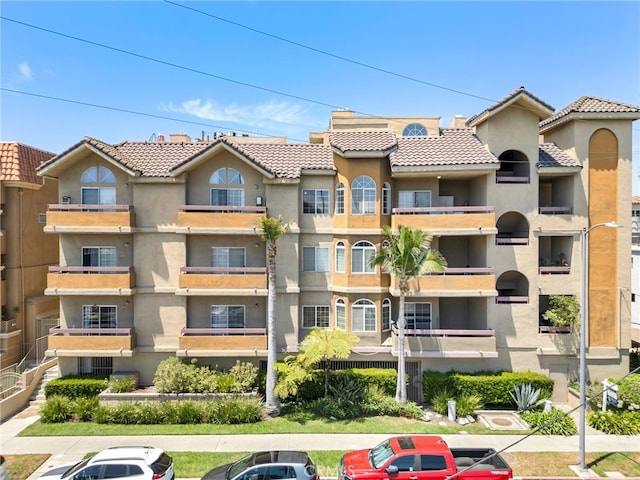 4301 Fulton Ave Unit 301, Sherman Oaks, CA 91423 - view of apartment building / complex