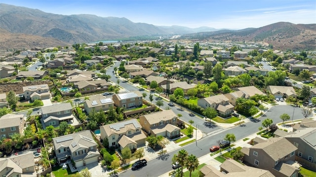 bird's eye view featuring a mountain view