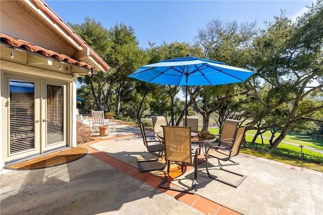 view of patio / terrace with outdoor dining area