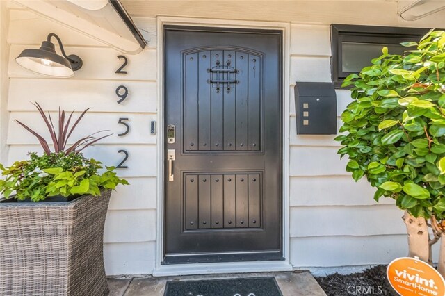 view of entrance to property