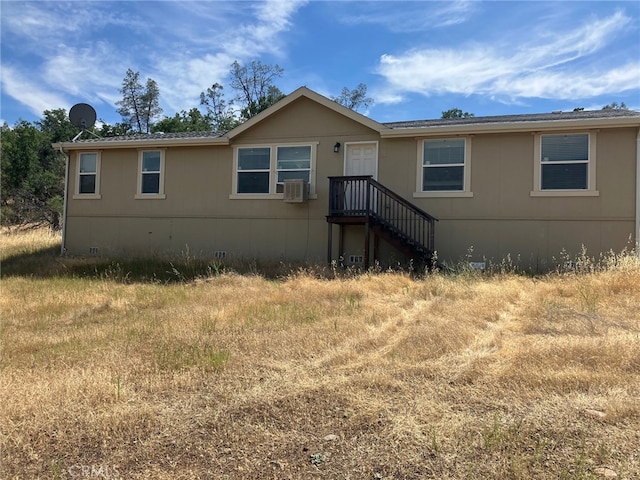 manufactured / mobile home featuring cooling unit