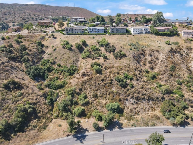 bird's eye view with a mountain view