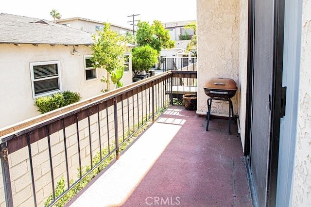 balcony with area for grilling