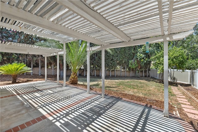 view of patio featuring a pergola