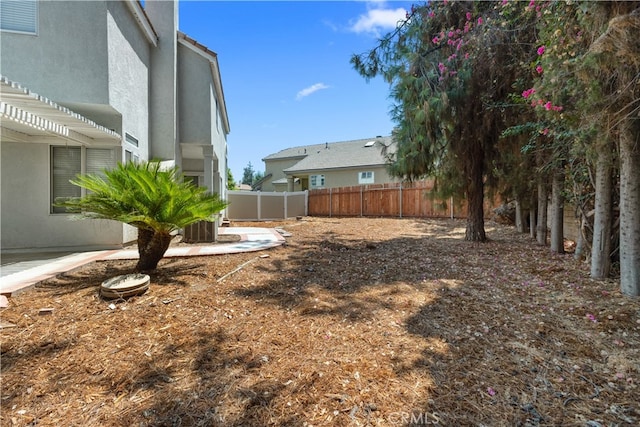 view of yard featuring a pergola and a patio area