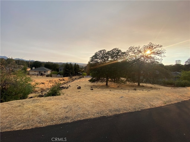 Listing photo 2 for 18765 Oak Grove Rd, Hidden Valley Lake CA 95467