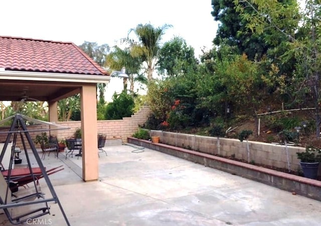 1638 Spyglass Dr, Corona, CA 92883 - view of patio with ceiling fan