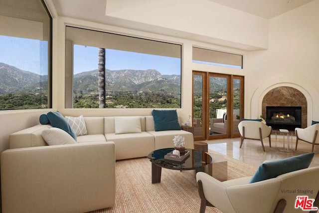 living room featuring a mountain view