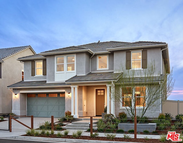 view of front facade featuring a garage