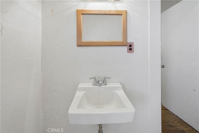 bathroom with sink