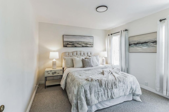 bedroom featuring carpet flooring