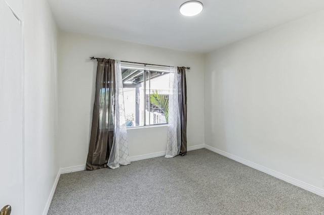 empty room featuring carpet