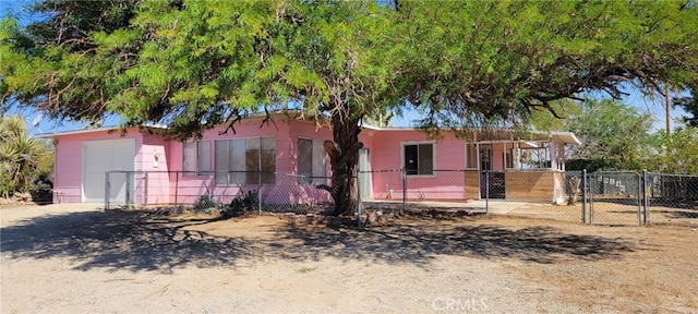 view of front of property